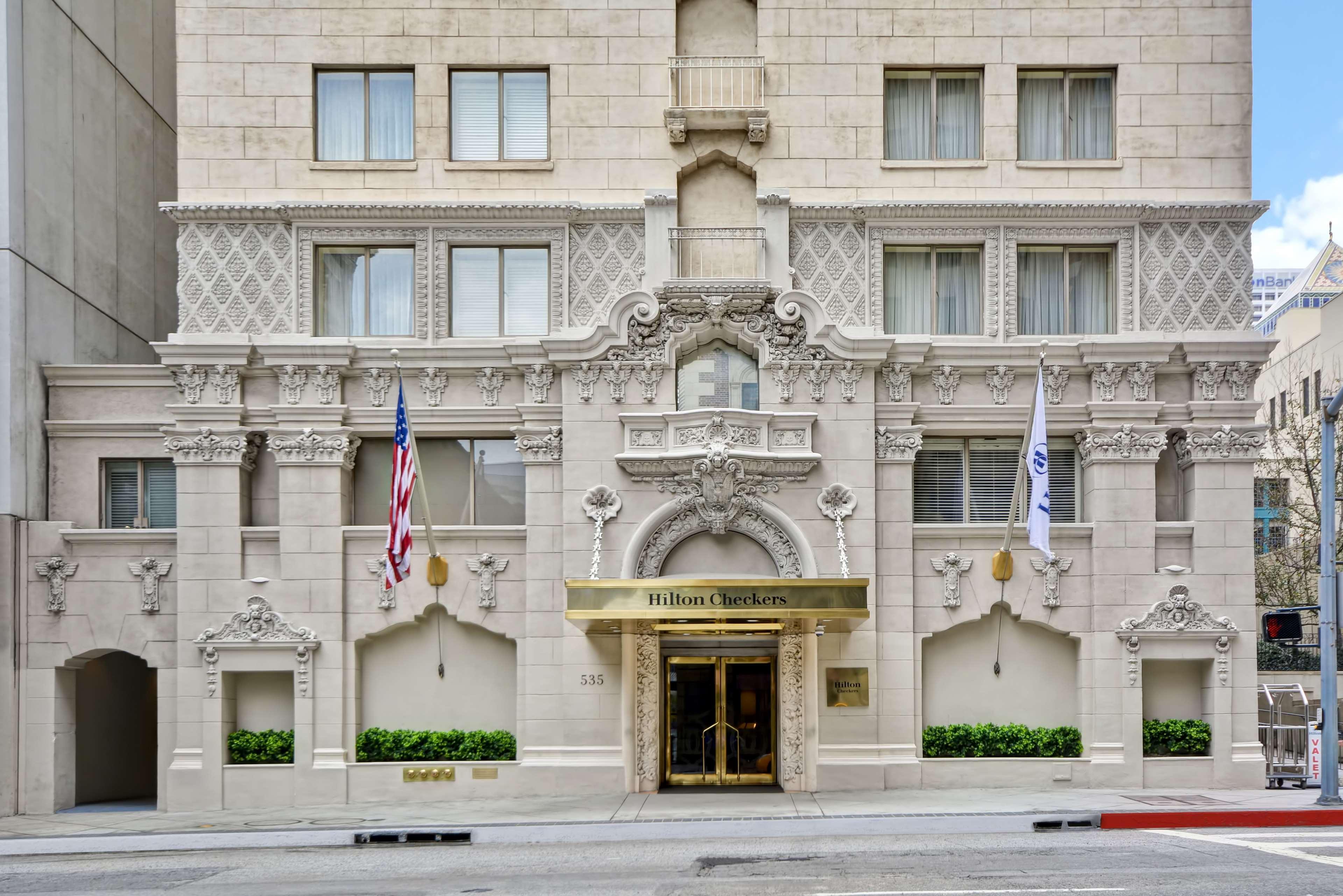Hilton Checkers Los Angeles Exterior photo