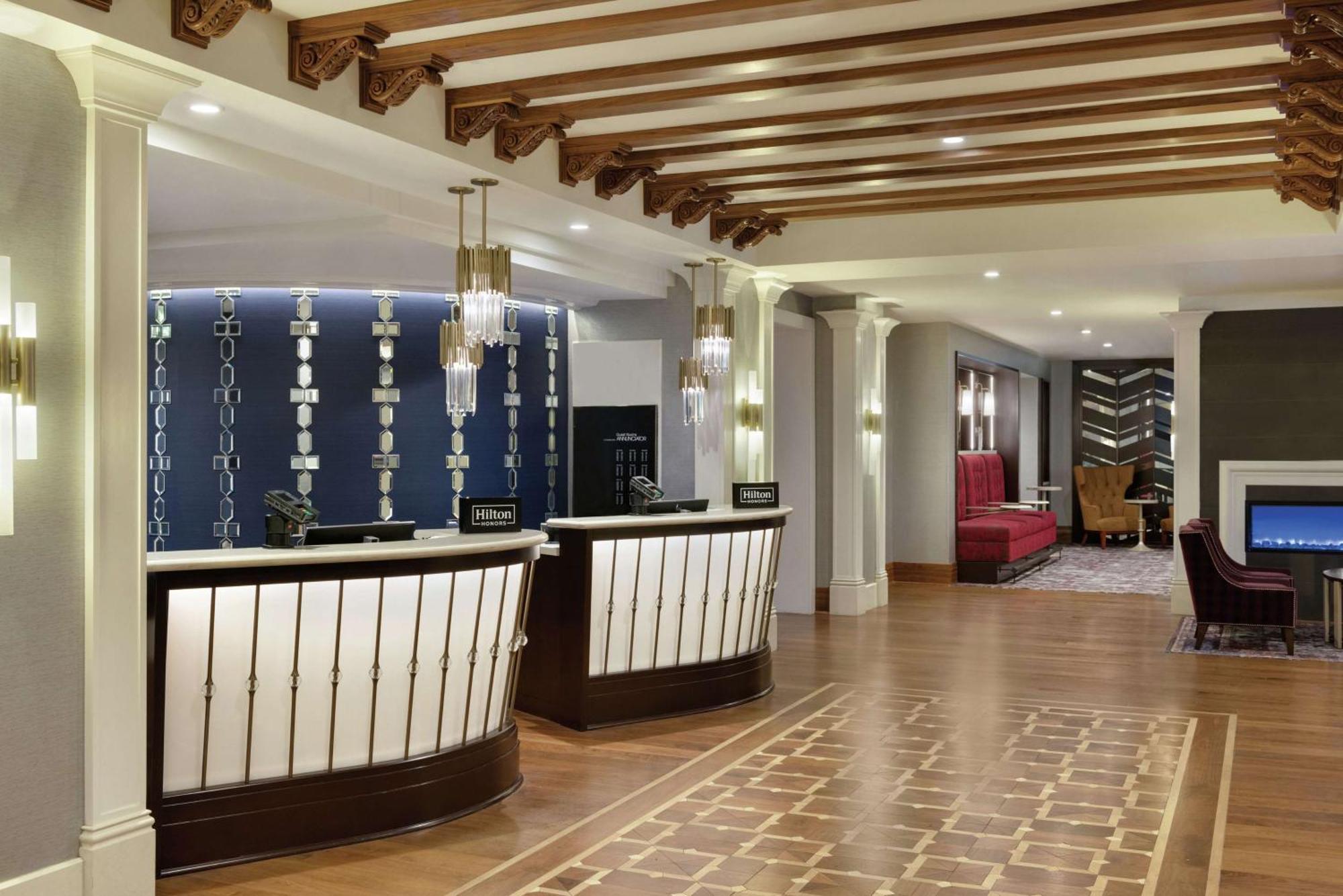 Hilton Checkers Los Angeles Exterior photo