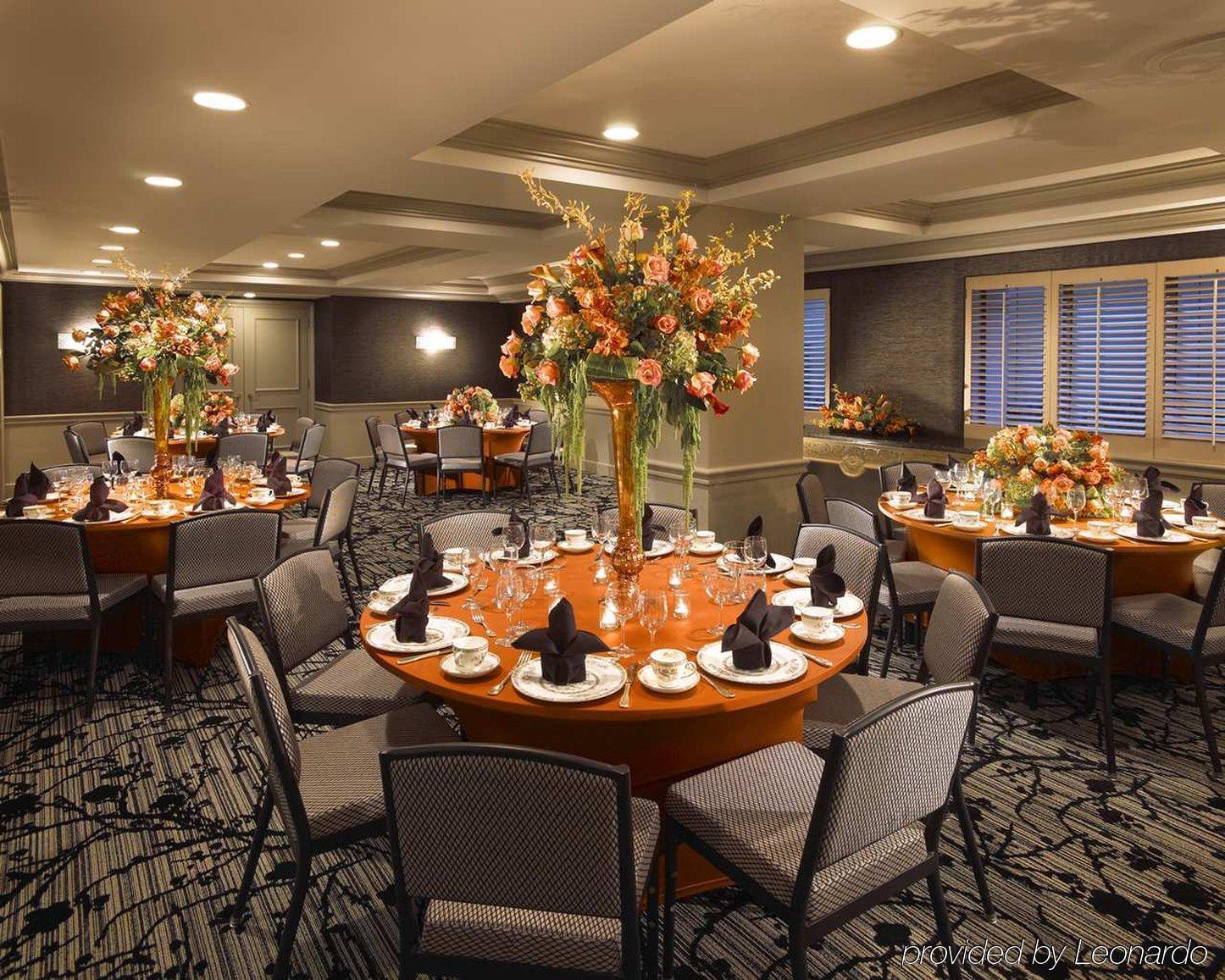 Hilton Checkers Los Angeles Restaurant photo